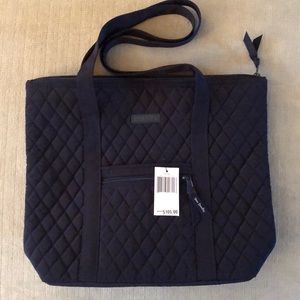 NWT Vera Bradley Villager In Classic Navy.